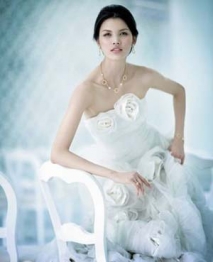 婚纱设计趣味篇 跟名模女星女主播摆pose