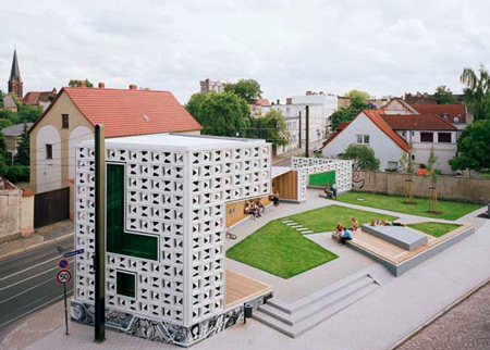 KAROƵOpen-air Library